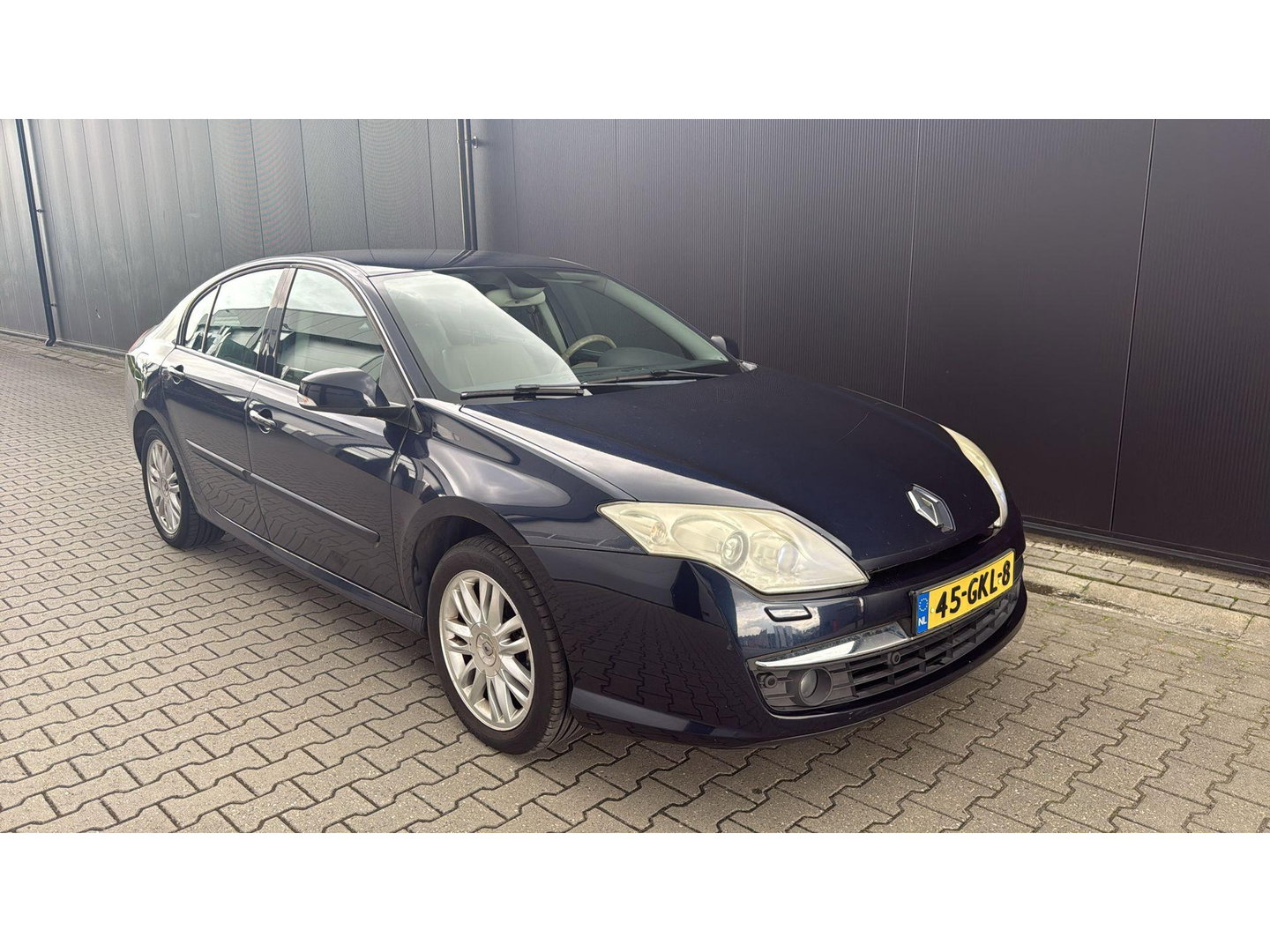 Renault Laguna 2.0 16V T 170PK Initiale Aut. Leer stoelverwarming Cruise Keyless