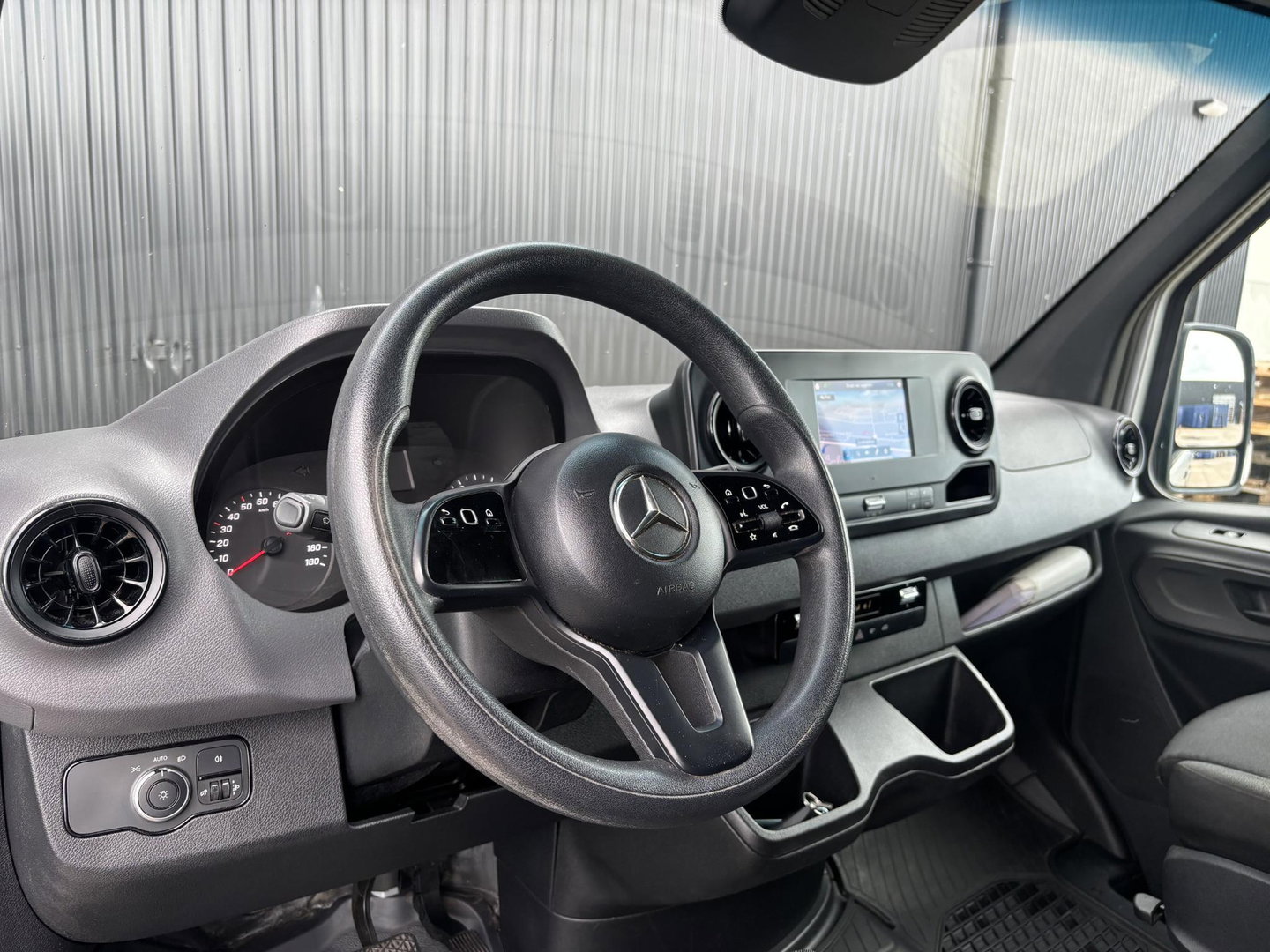 Mercedes-Benz Sprinter 519 V6 3.0 CDI L4H2 190PK DC | Laadruimte 4,4M | Dubbellucht
