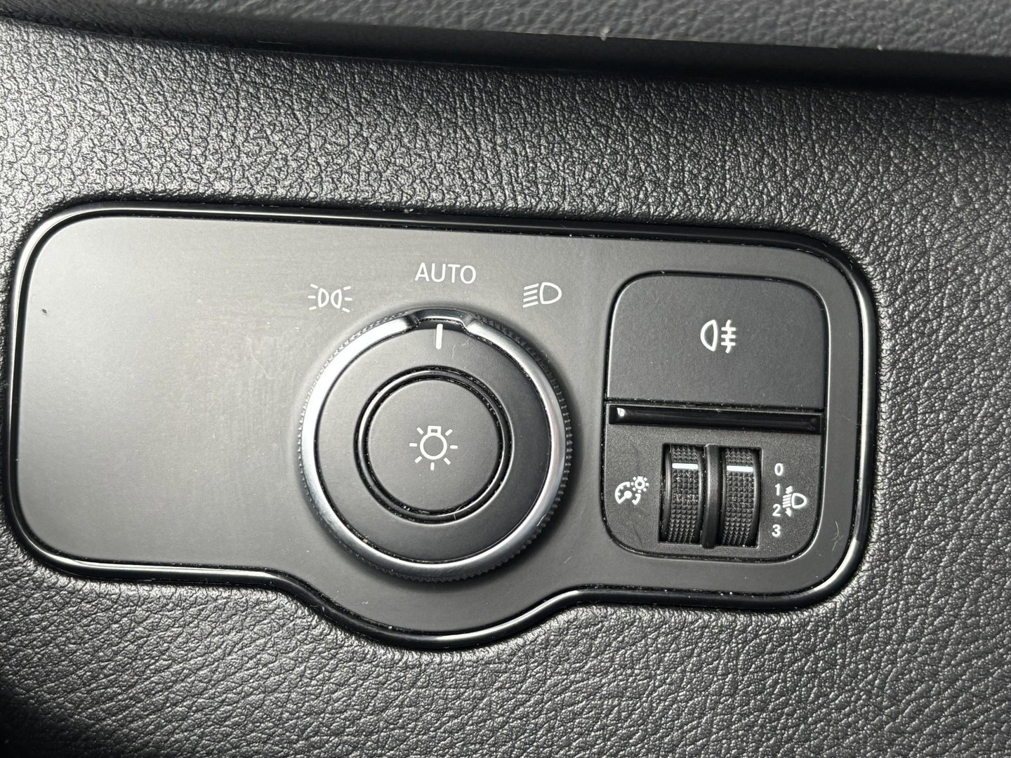 Mercedes-Benz Sprinter 519 V6 3.0 CDI L4H2 190PK DC | Laadruimte 4,4M | Dubbellucht
