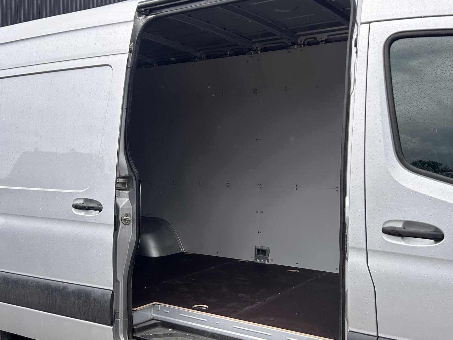 Mercedes-Benz Sprinter 519 V6 3.0 CDI L4H2 190PK DC | Laadruimte 4,4M | Dubbellucht