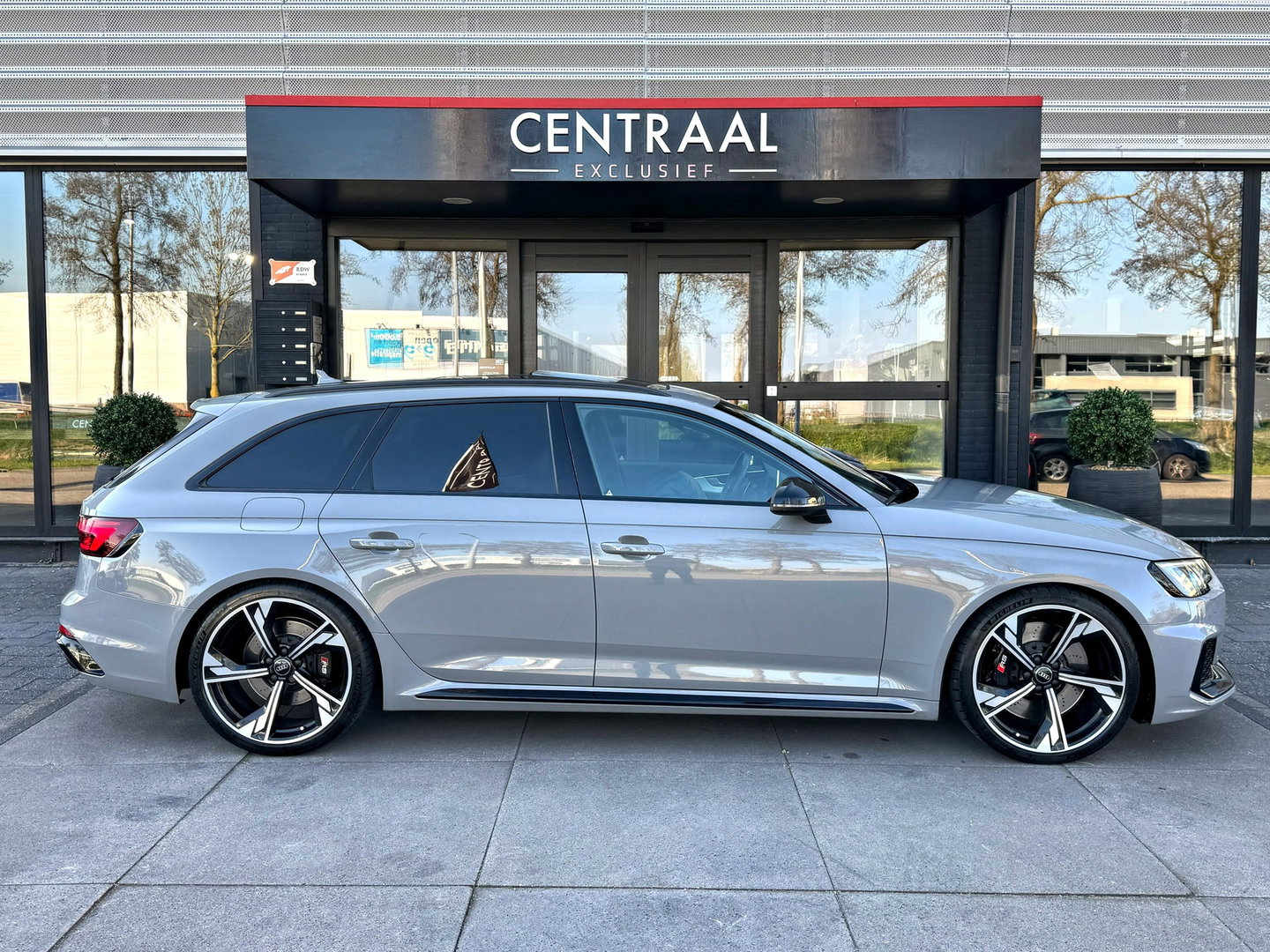 Audi RS4 Avant 2.9 TFSI Quattro 450PK|Pano|B&O|Massage|Head-Up|Memory|Camera|Leder|Keyless