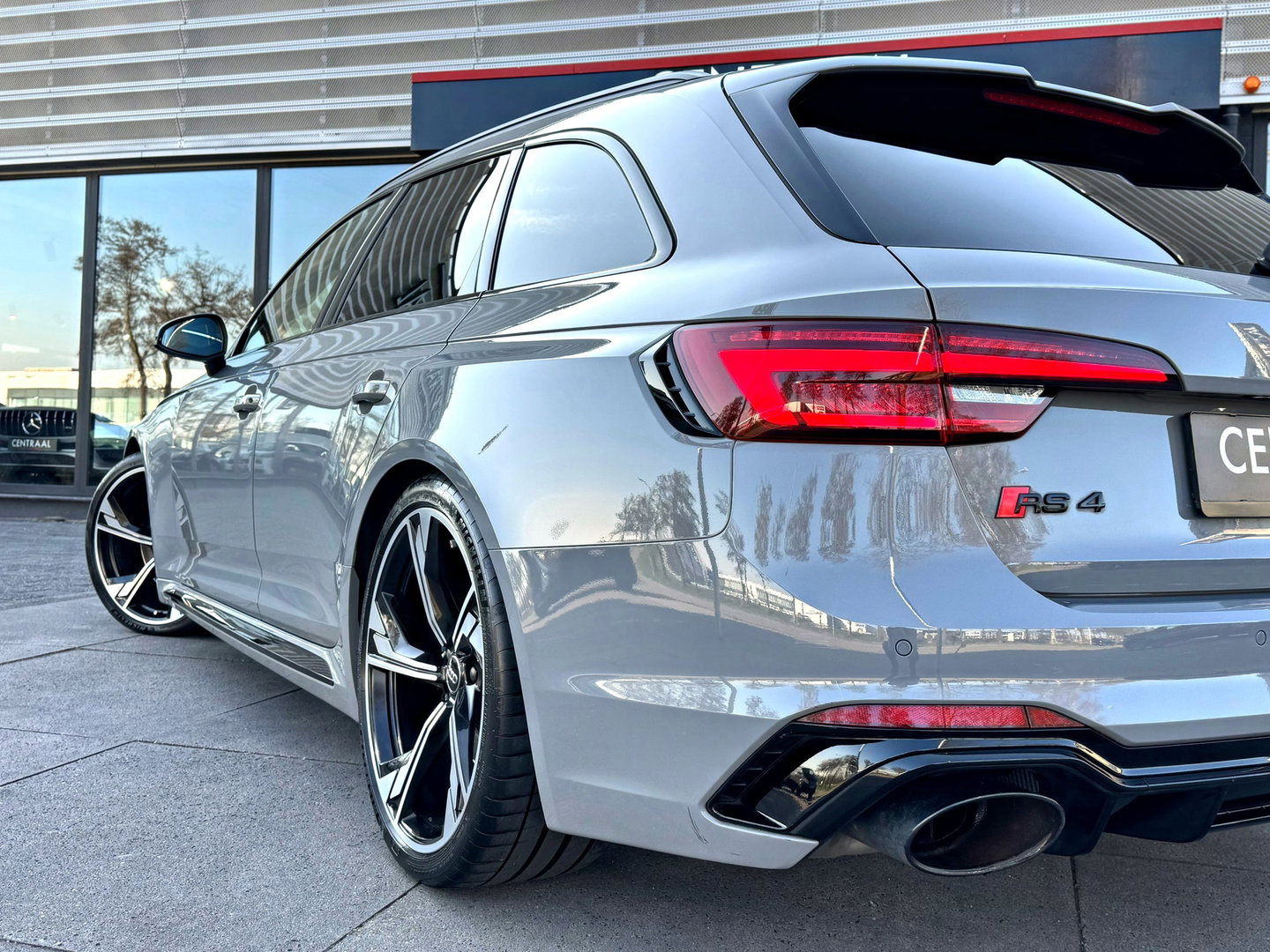 Audi RS4 Avant 2.9 TFSI Quattro 450PK|Pano|B&O|Massage|Head-Up|Memory|Camera|Leder|Keyless
