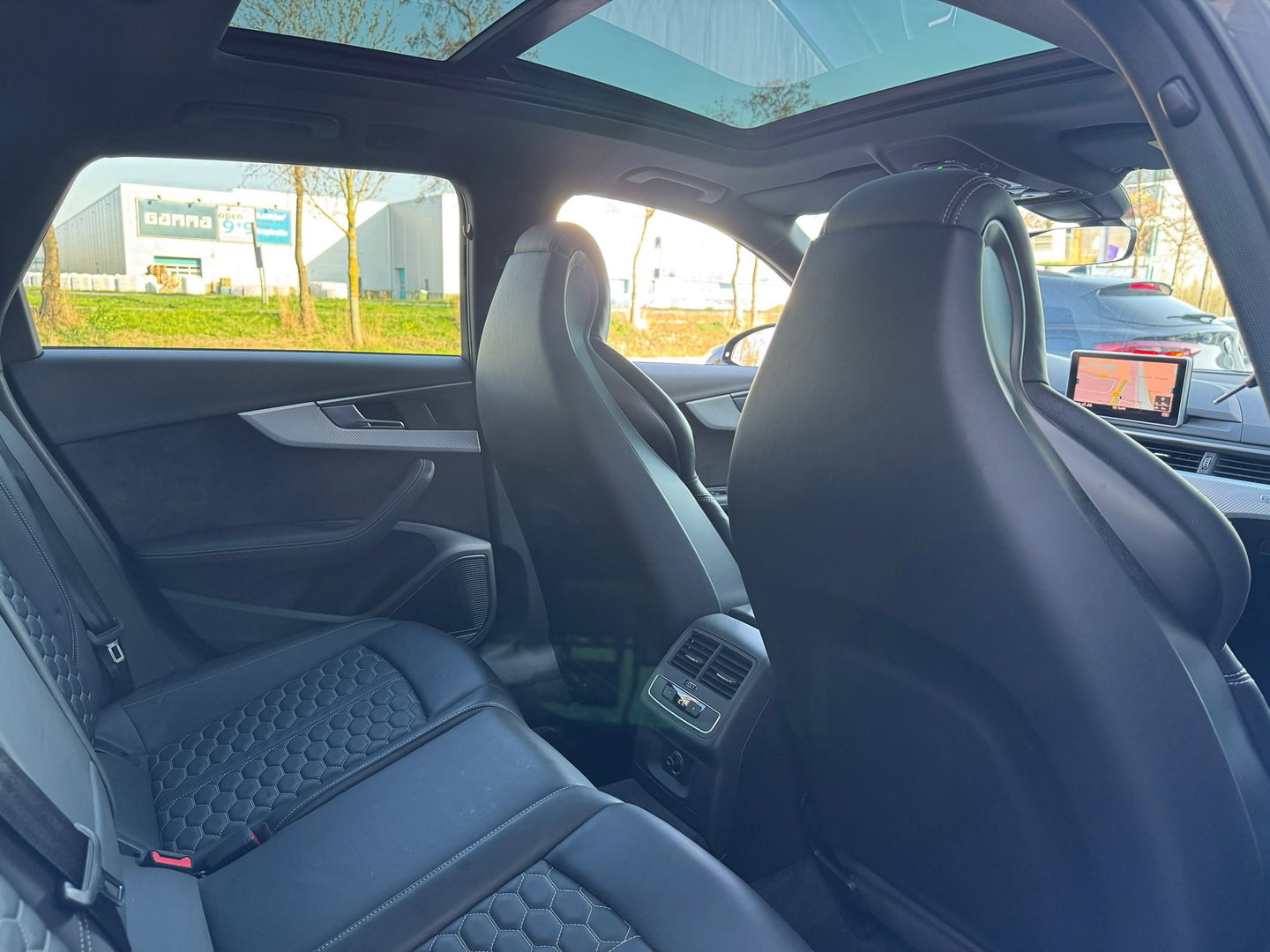 Audi RS4 Avant 2.9 TFSI Quattro 450PK|Pano|B&O|Massage|Head-Up|Memory|Camera|Leder|Keyless