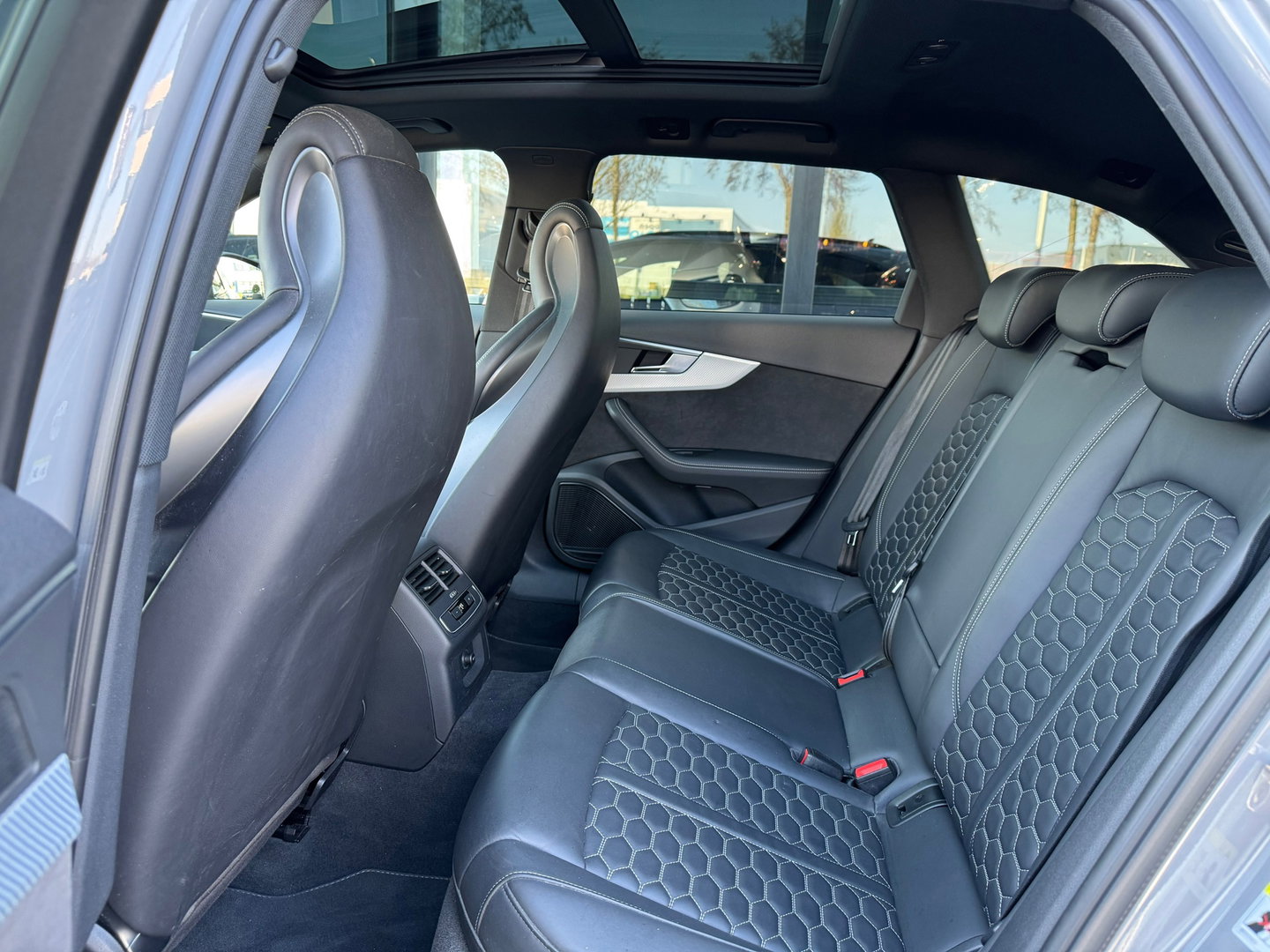 Audi RS4 Avant 2.9 TFSI Quattro 450PK|Pano|B&O|Massage|Head-Up|Memory|Camera|Leder|Keyless