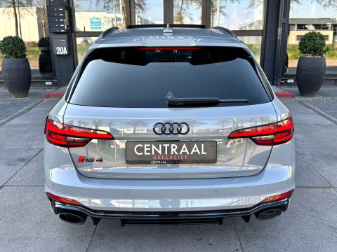 Audi RS4 Avant 2.9 TFSI Quattro 450PK|Pano|B&O|Massage|Head-Up|Memory|Camera|Leder|Keyless