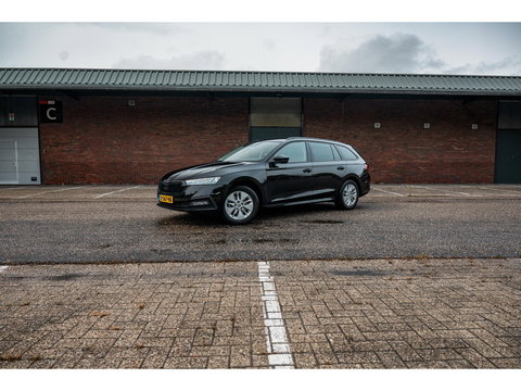 Škoda Octavia Combi 1.0 e-TSI Business Edition | CLIMA | SUNSET | STOEL & STUURWIEL VERWARMING