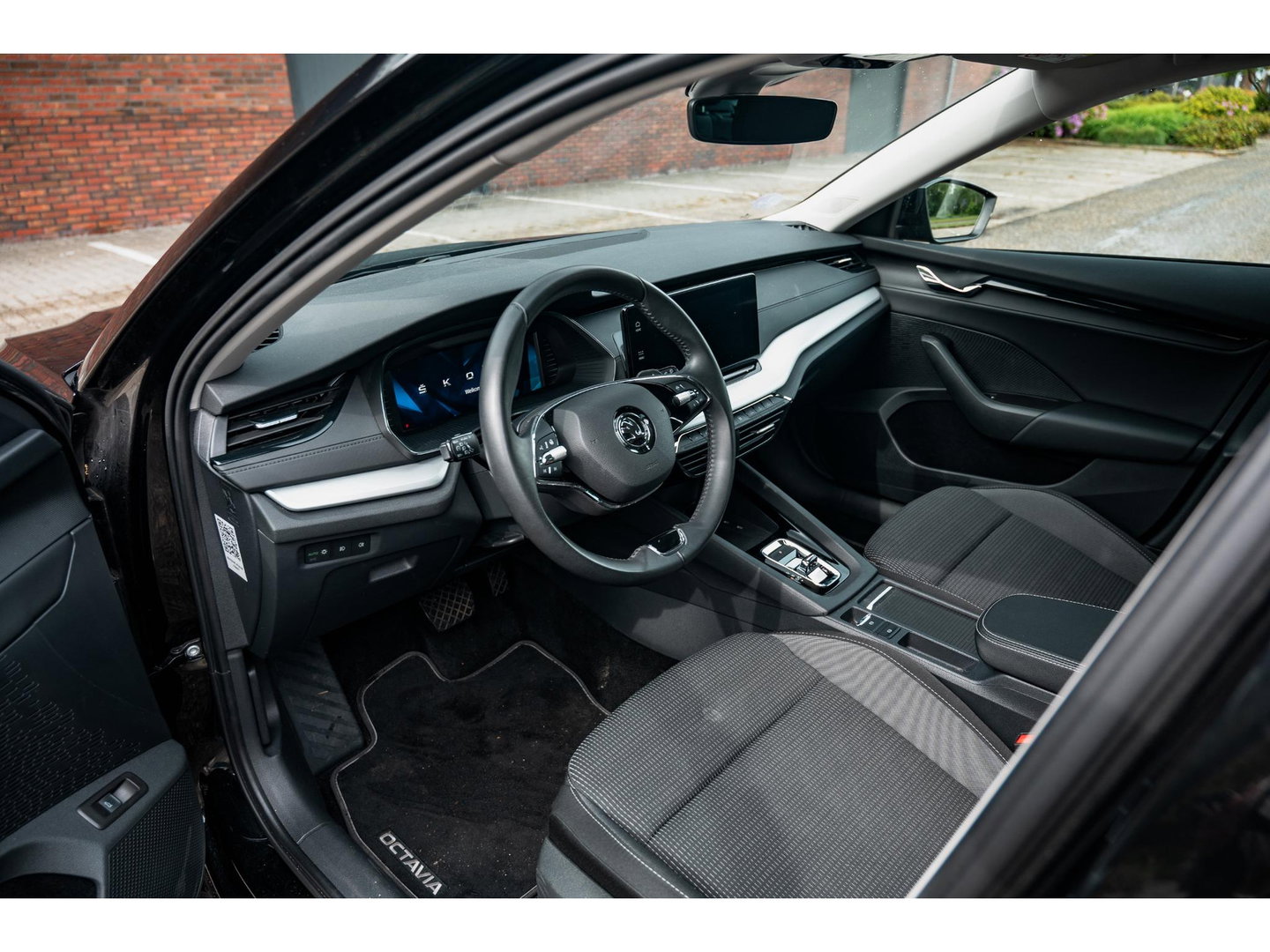 Škoda Octavia Combi 1.0 e-TSI Business Edition | CLIMA | SUNSET | STOEL & STUURWIEL VERWARMING