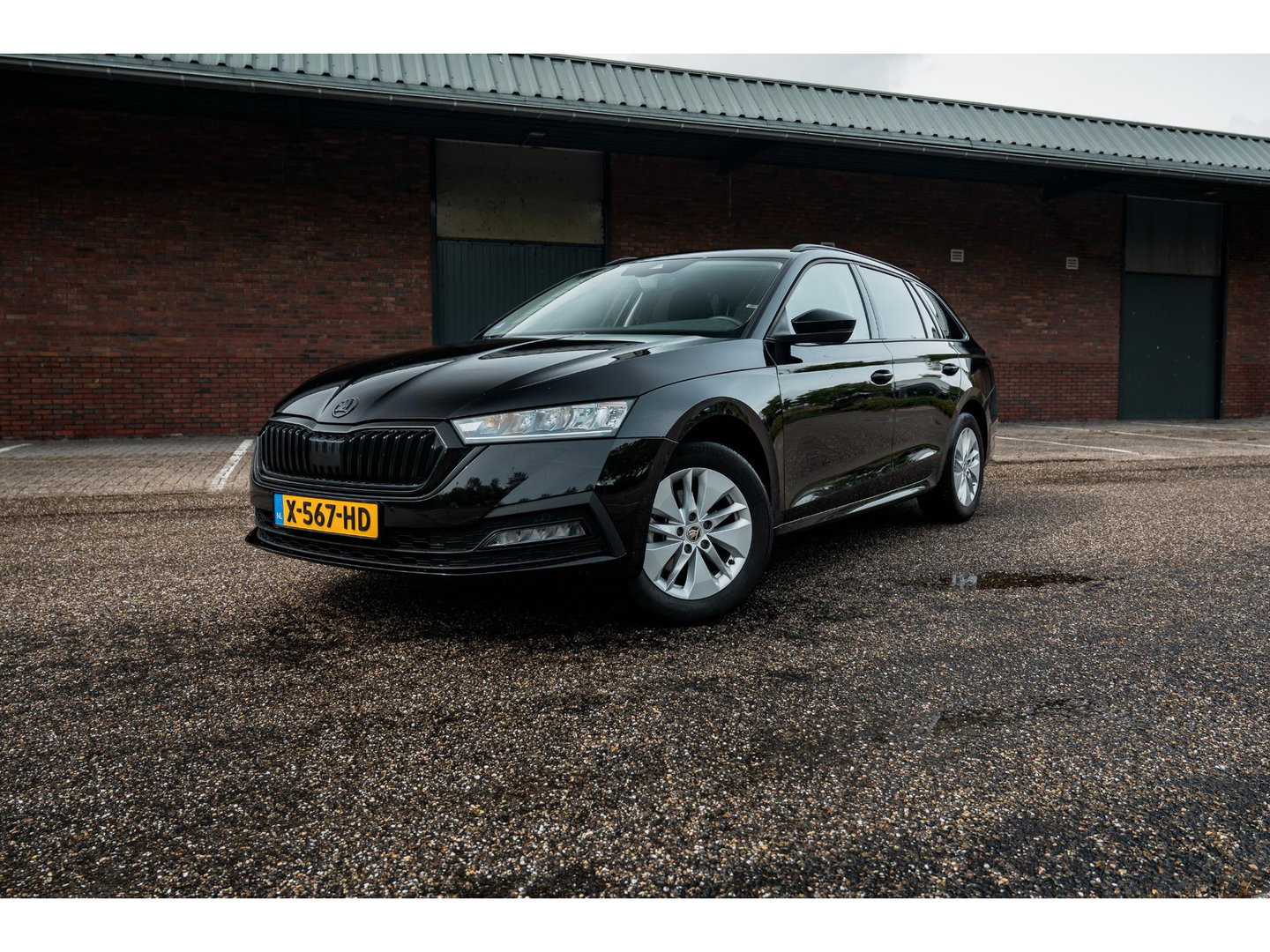 Škoda Octavia Combi 1.0 e-TSI Business Edition | CLIMA | SUNSET | STOEL & STUURWIEL VERWARMING