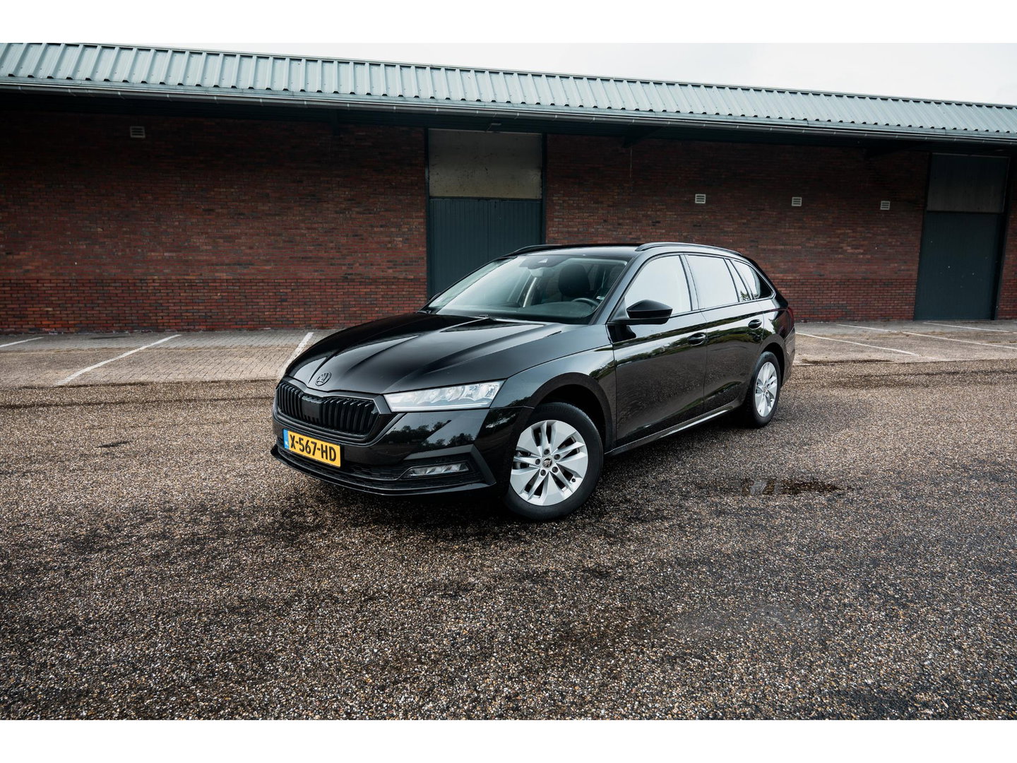 Škoda Octavia Combi 1.0 e-TSI Business Edition | CLIMA | SUNSET | STOEL & STUURWIEL VERWARMING