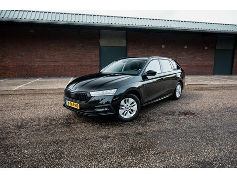 Škoda Octavia Combi 1.0 e-TSI Business Edition | CLIMA | SUNSET | STOEL & STUURWIEL VERWARMING