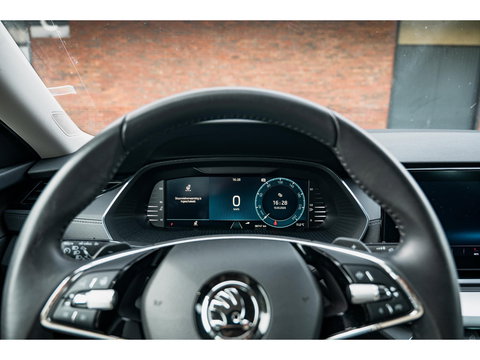 Škoda Octavia Combi 1.0 e-TSI Business Edition | CLIMA | SUNSET | STOEL & STUURWIEL VERWARMING