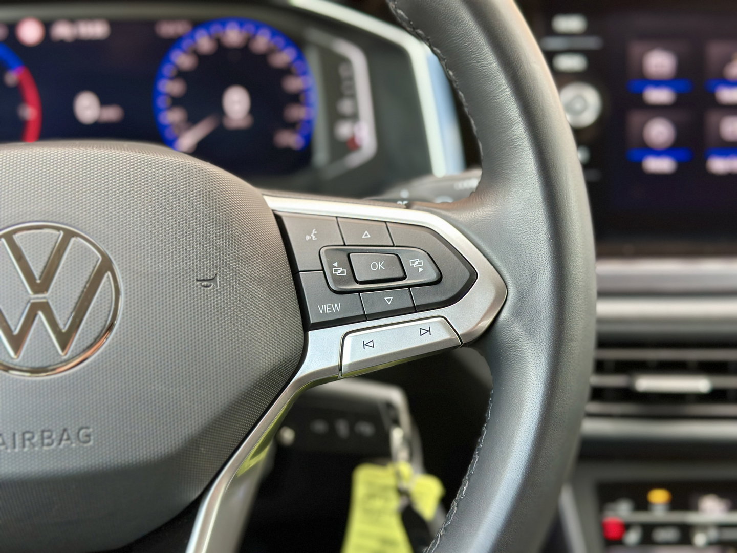 Volkswagen Taigo 1.5 TSI R-Line Business | IQ Light | Achteruitrijcamera | Apple Carplay | ACC | Stoelverwarming | Parkeersensoren | Android Auto |