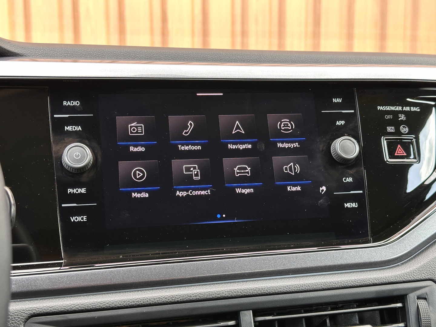 Volkswagen Taigo 1.5 TSI R-Line Business | IQ Light | Achteruitrijcamera | Apple Carplay | ACC | Stoelverwarming | Parkeersensoren | Android Auto |