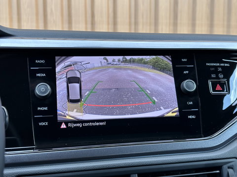 Volkswagen Taigo 1.5 TSI R-Line Business | IQ Light | Achteruitrijcamera | Apple Carplay | ACC | Stoelverwarming | Parkeersensoren | Android Auto |