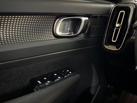 Volvo XC40 1.5 T5 Plug-in Hybride R-Design Pano H/K Autopilot