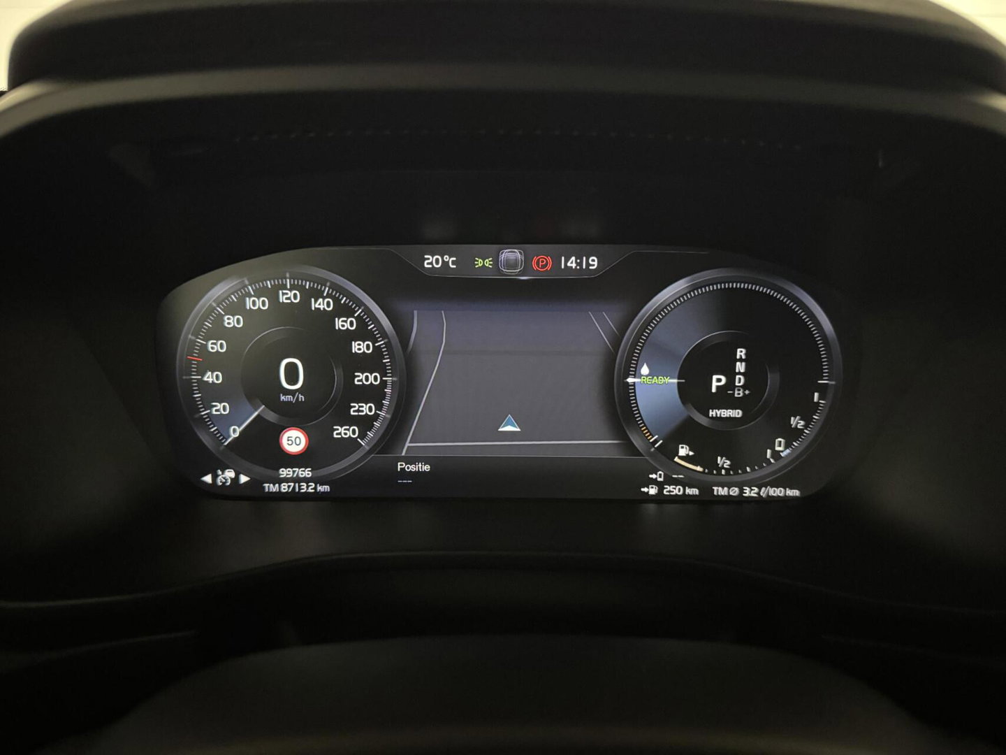 Volvo XC40 1.5 T5 Plug-in Hybride R-Design Pano H/K Autopilot
