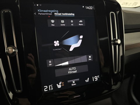 Volvo XC40 1.5 T5 Plug-in Hybride R-Design Pano H/K Autopilot
