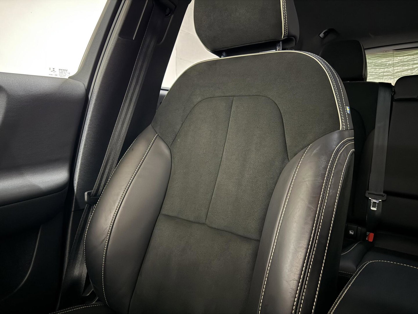 Volvo XC40 1.5 T5 Plug-in Hybride R-Design Pano H/K Autopilot