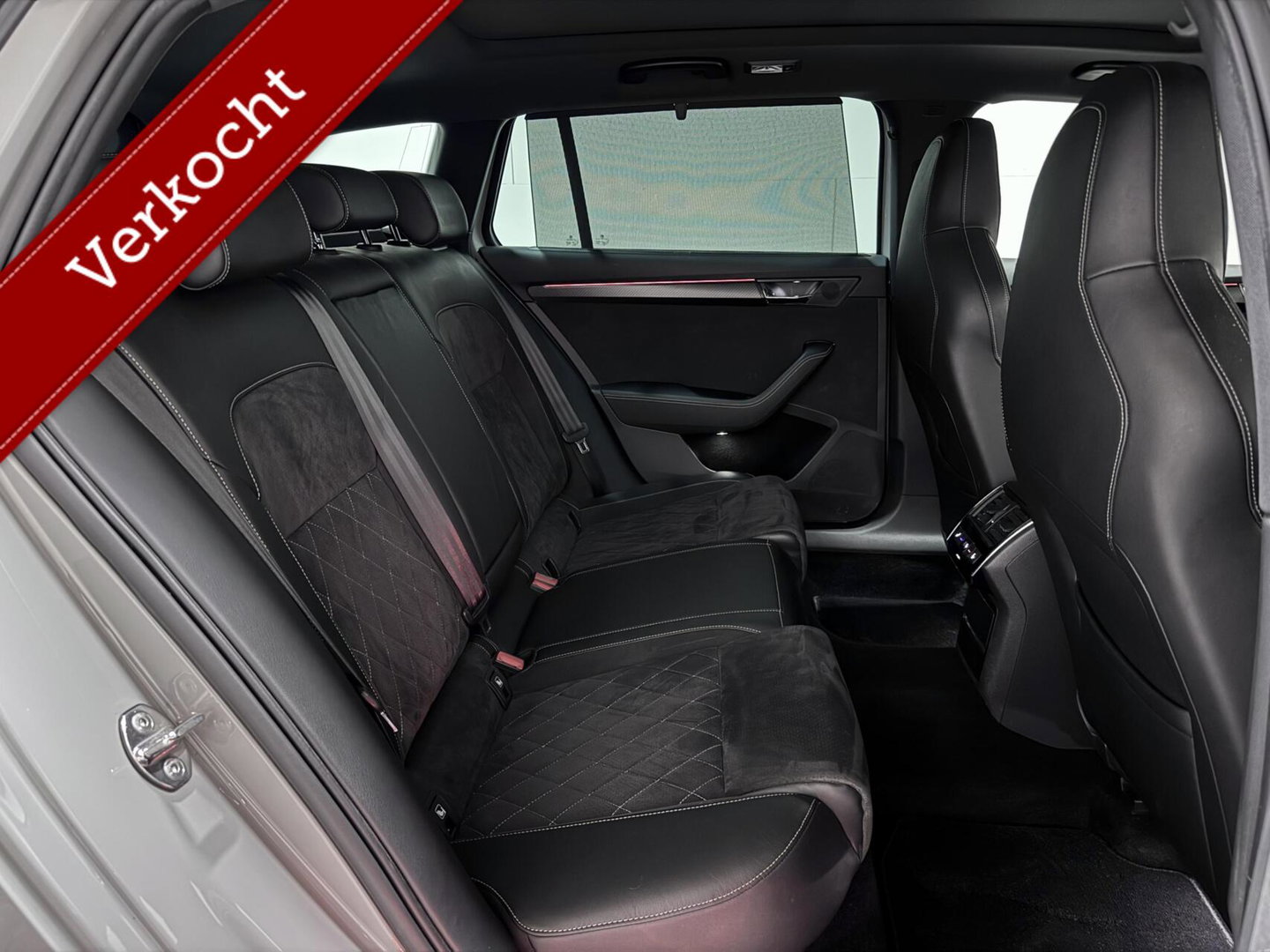 Škoda Superb Combi 1.4 TSI iV Sportline Pano Canton Camera Trekh.