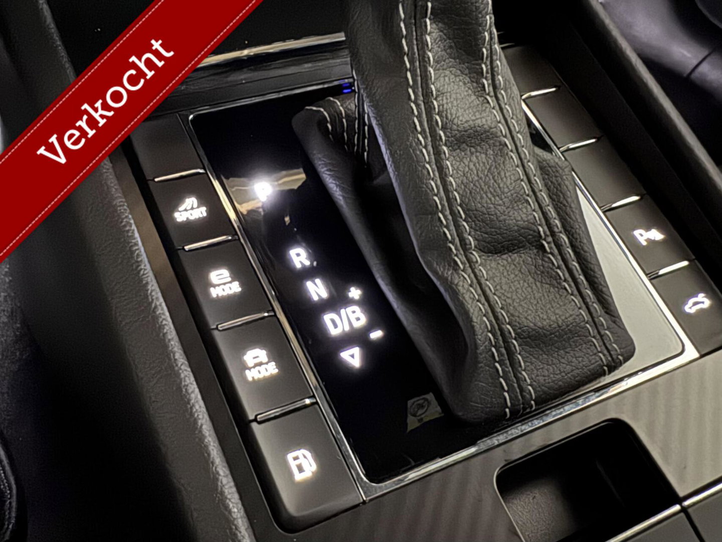 Škoda Superb Combi 1.4 TSI iV Sportline Pano Canton Camera Trekh.