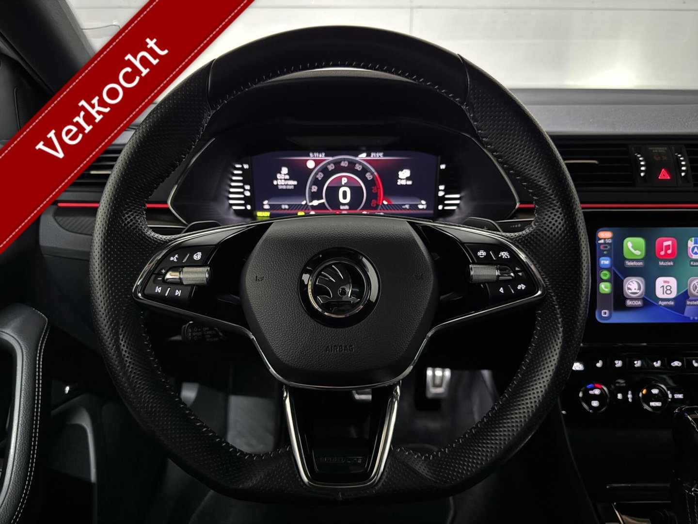 Škoda Superb Combi 1.4 TSI iV Sportline Pano Canton Camera Trekh.