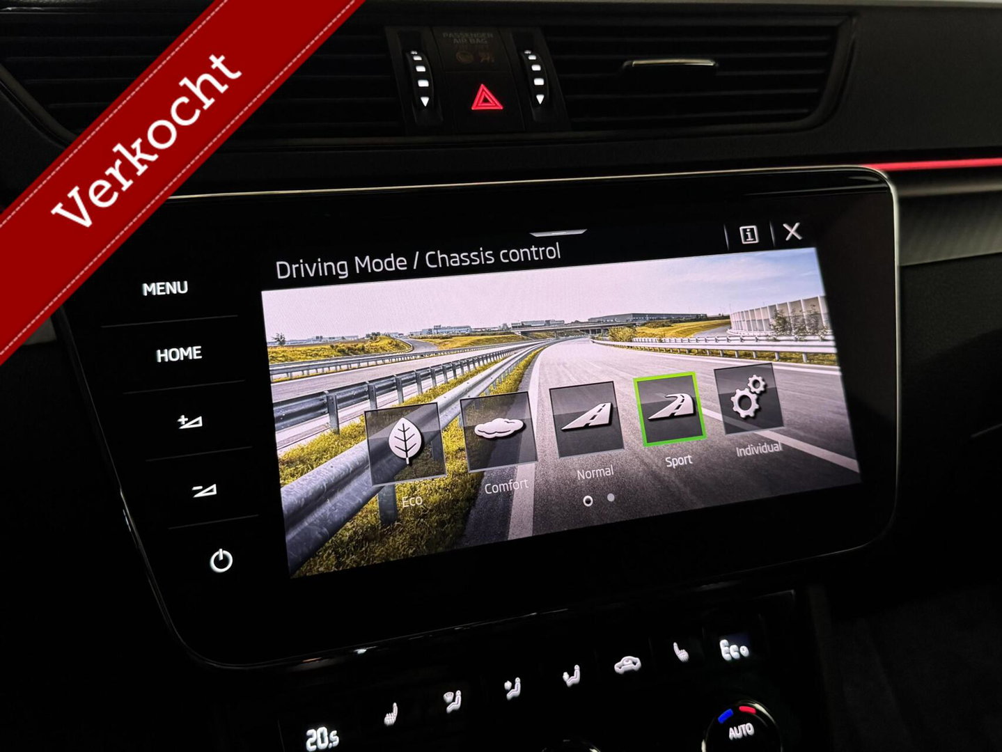 Škoda Superb Combi 1.4 TSI iV Sportline Pano Canton Camera Trekh.