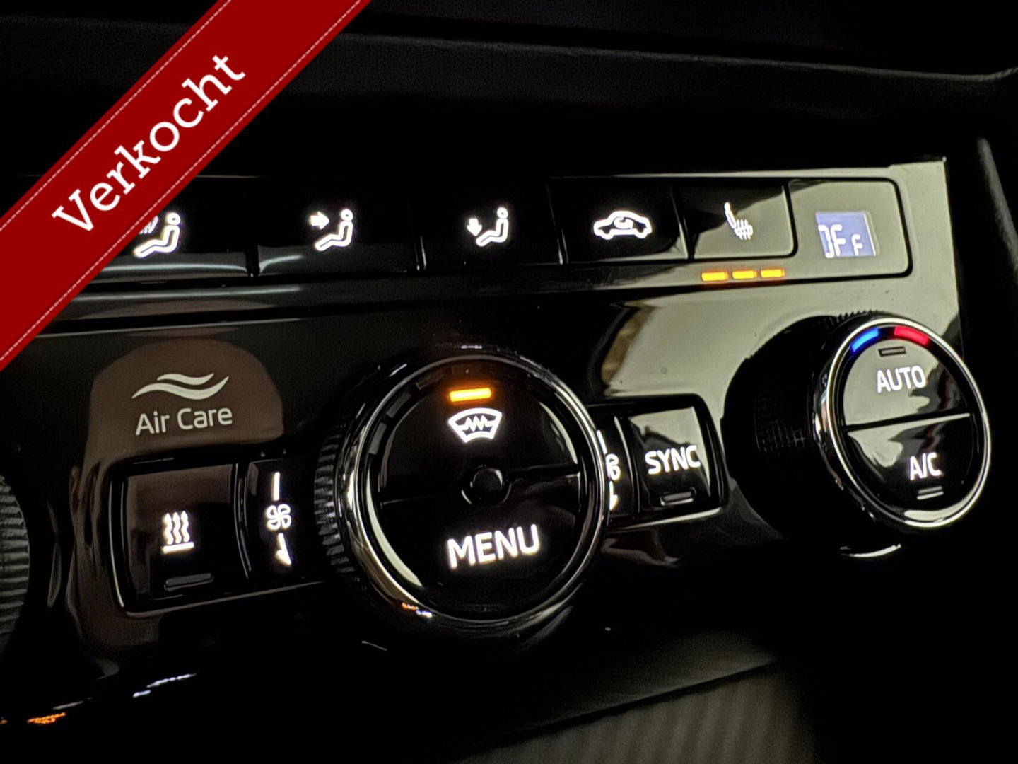 Škoda Superb Combi 1.4 TSI iV Sportline Pano Canton Camera Trekh.