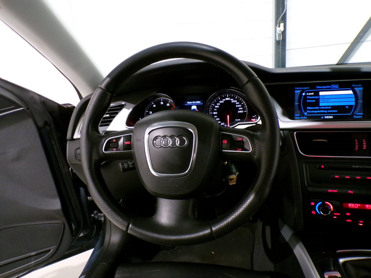 Audi A5 Coupé 3.2 FSI Quattro S-Line "Origineel NL!" Xenon-LED Leer 19"Velgen Bluetooth Navigatie Meeneemprijs Lees-tekst