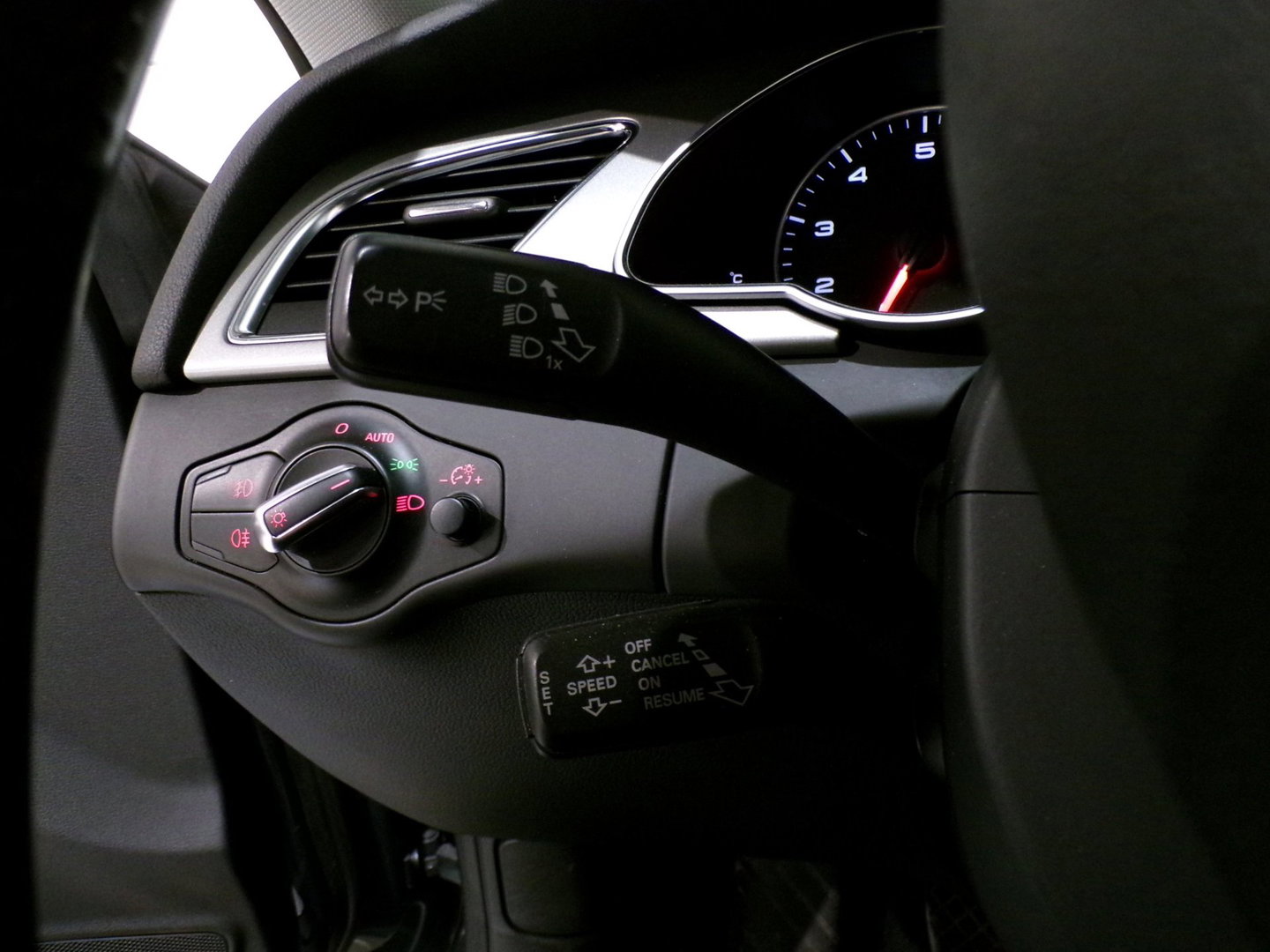 Audi A5 Coupé 3.2 FSI Quattro S-Line "Origineel NL!" Xenon-LED Leer 19"Velgen Bluetooth Navigatie Meeneemprijs Lees-tekst