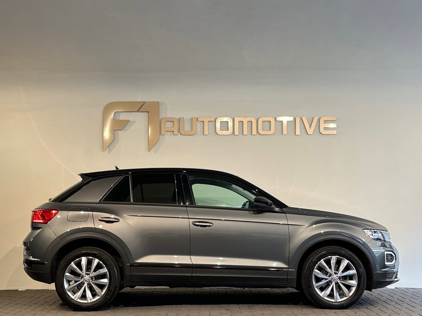 Volkswagen T-Roc 1.5 TSI Sfeer|Dodehoek|Lane Assist|Stoelverwaming