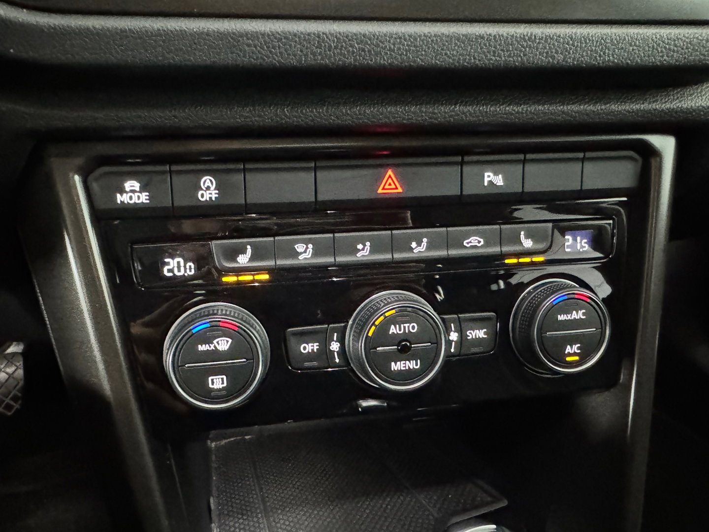 Volkswagen T-Roc 1.5 TSI Sfeer|Dodehoek|Lane Assist|Stoelverwaming
