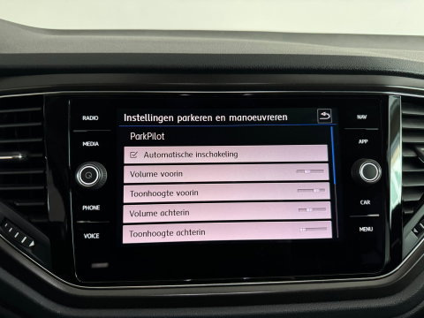 Volkswagen T-Roc 1.5 TSI Sfeer|Dodehoek|Lane Assist|Stoelverwaming