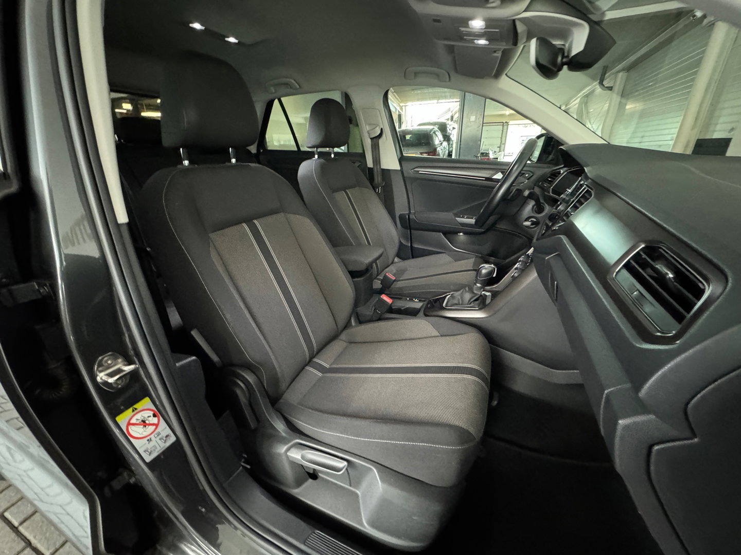 Volkswagen T-Roc 1.5 TSI Sfeer|Dodehoek|Lane Assist|Stoelverwaming