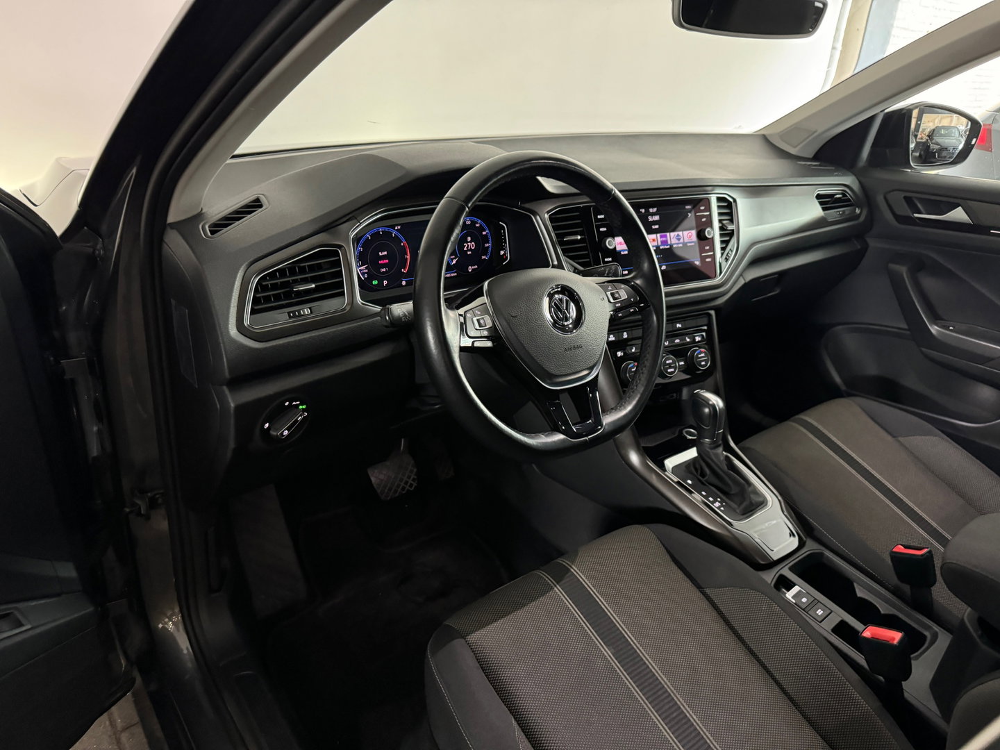 Volkswagen T-Roc 1.5 TSI Sfeer|Dodehoek|Lane Assist|Stoelverwaming