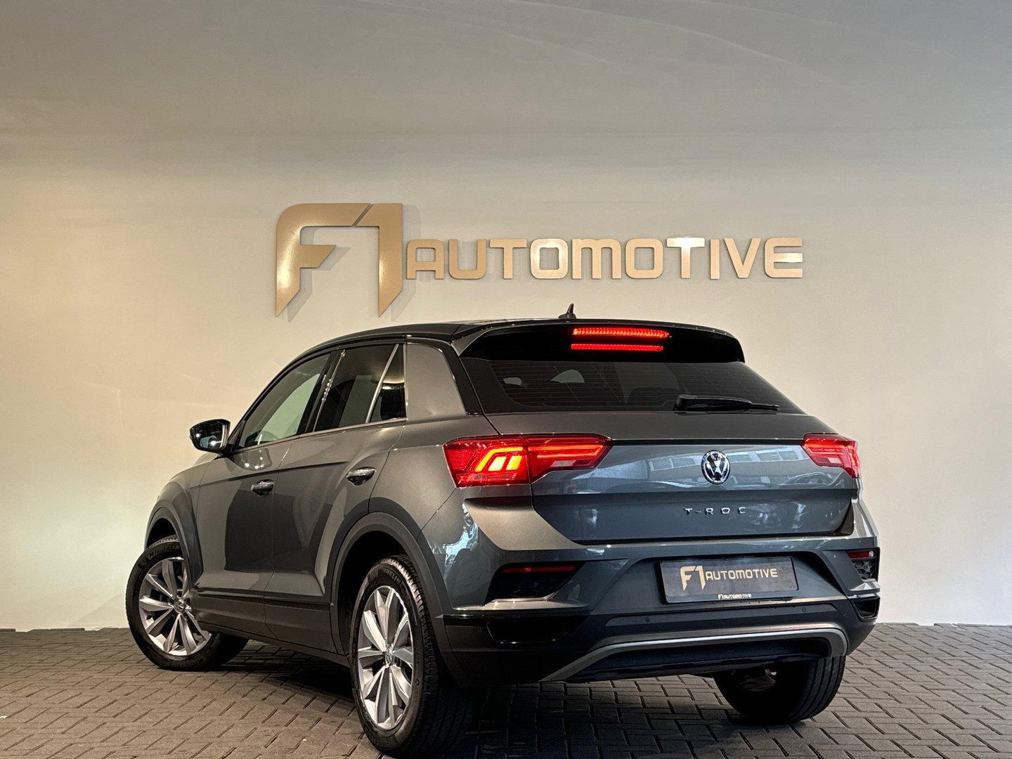 Volkswagen T-Roc 1.5 TSI Sfeer|Dodehoek|Lane Assist|Stoelverwaming