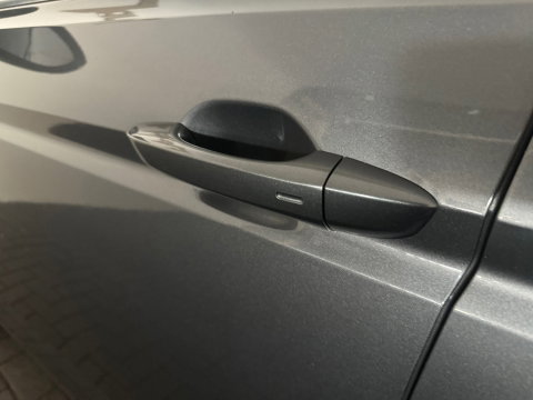 Volkswagen Touran 1.5 TSI Highline Business 7p Trekhaak|Camera