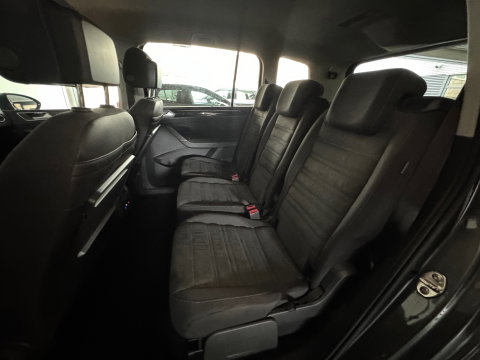 Volkswagen Touran 1.5 TSI Highline Business 7p Trekhaak|Camera