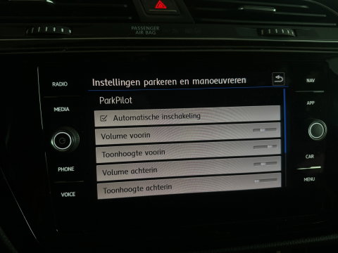 Volkswagen Touran 1.5 TSI Highline Business 7p Trekhaak|Camera