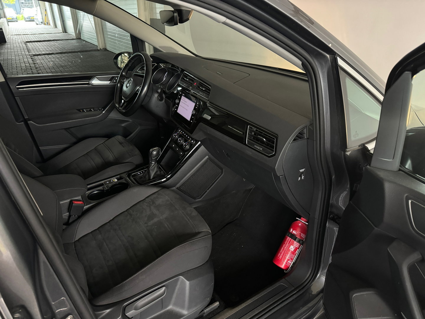 Volkswagen Touran 1.5 TSI Highline Business 7p Trekhaak|Camera