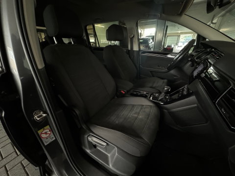 Volkswagen Touran 1.5 TSI Highline Business 7p Trekhaak|Camera