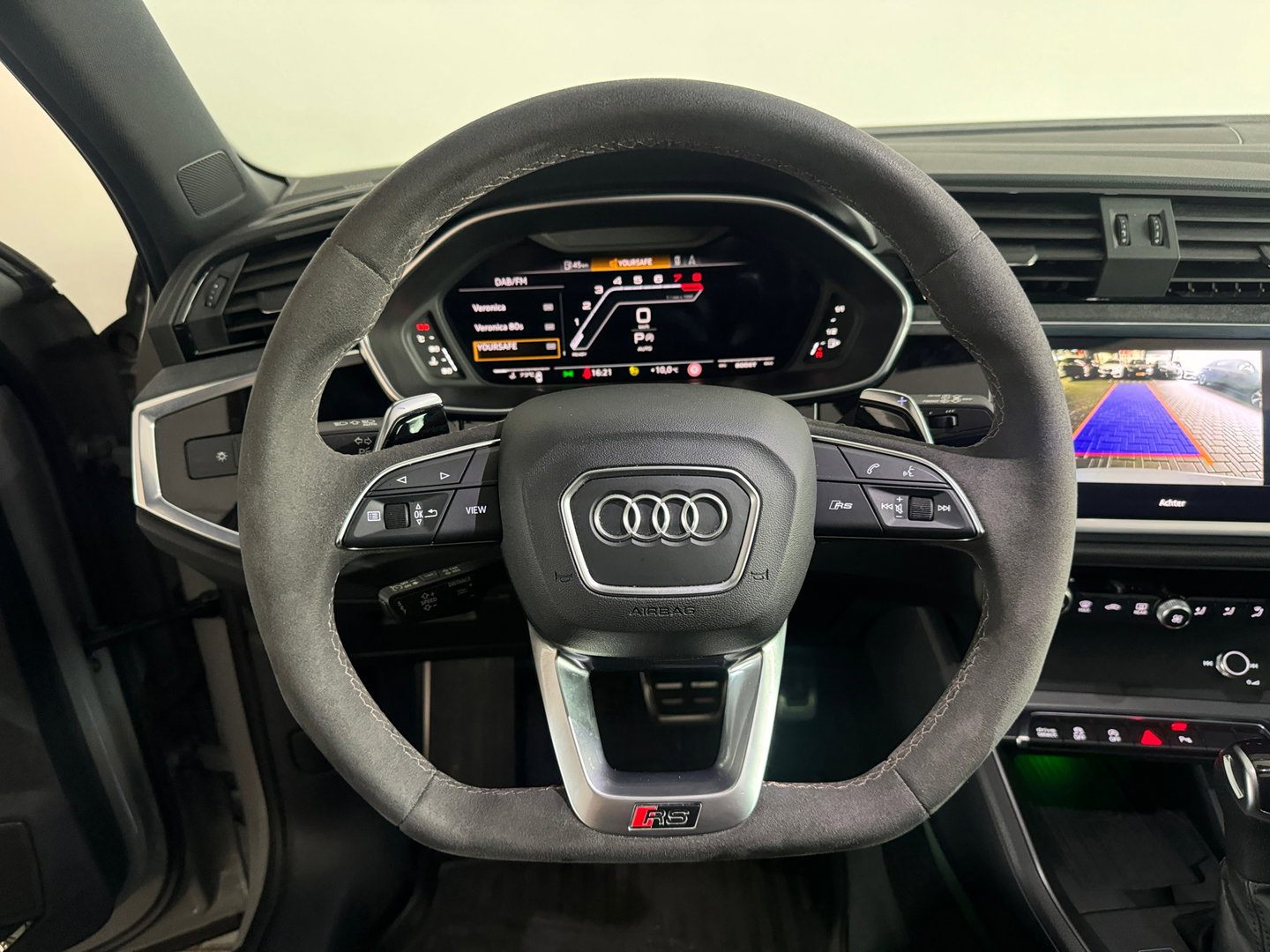 Audi RSQ3 Sportback 2.5 TFSI Pano|Memory|Sonos|RS Seat|Trekhaak