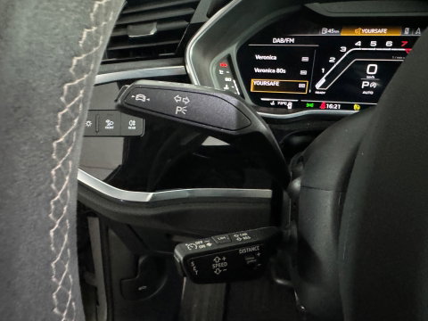 Audi RSQ3 Sportback 2.5 TFSI Pano|Memory|Sonos|RS Seat|Trekhaak