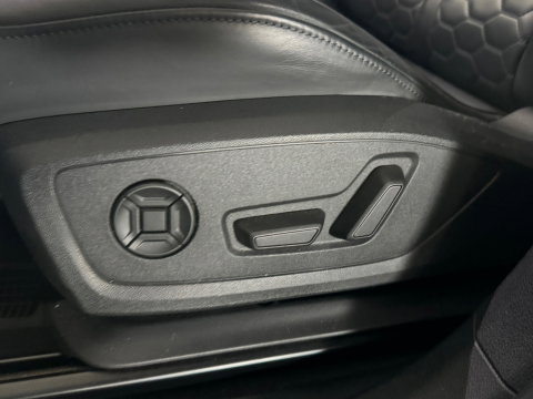 Audi RSQ3 Sportback 2.5 TFSI Pano|Memory|Sonos|RS Seat|Trekhaak