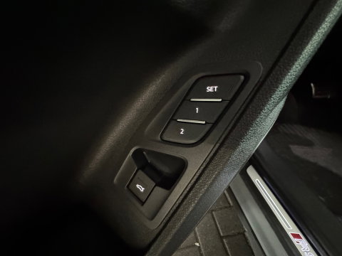 Audi RSQ3 Sportback 2.5 TFSI Pano|Memory|Sonos|RS Seat|Trekhaak