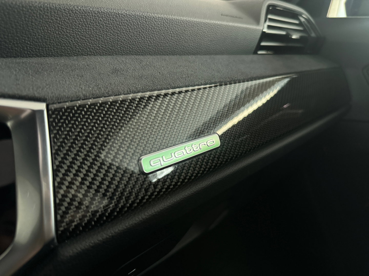 Audi RSQ3 Sportback 2.5 TFSI Pano|Memory|Sonos|RS Seat|Trekhaak