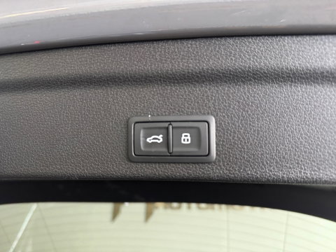 Audi RSQ3 Sportback 2.5 TFSI Pano|Memory|Sonos|RS Seat|Trekhaak