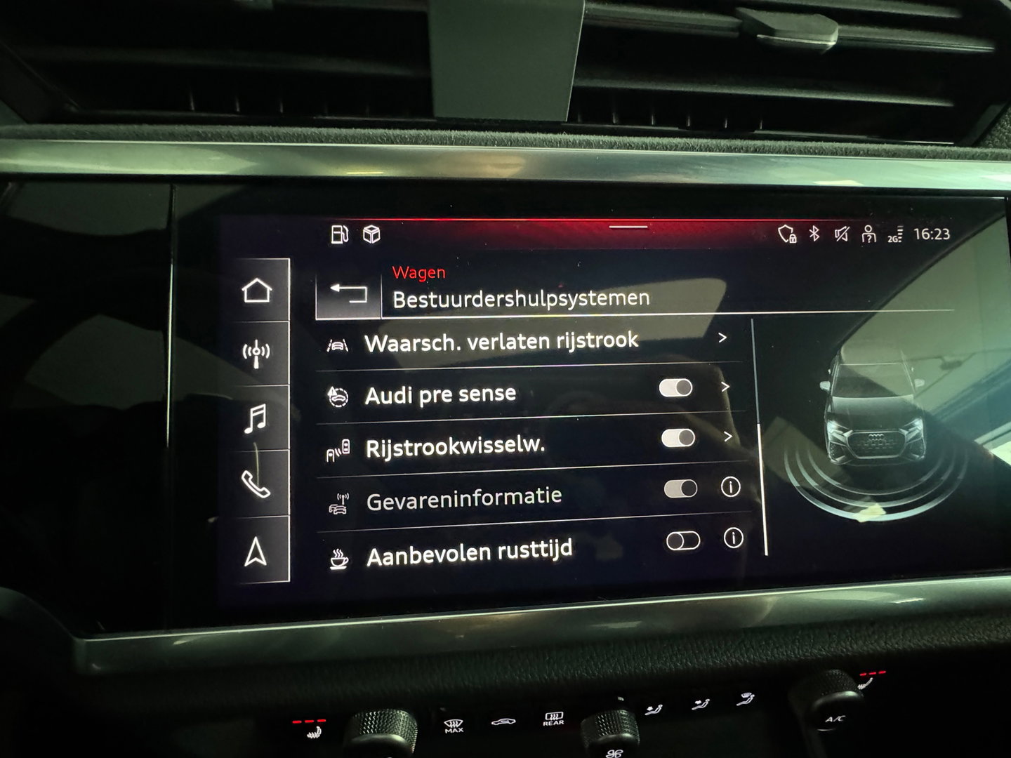 Audi RSQ3 Sportback 2.5 TFSI Pano|Memory|Sonos|RS Seat|Trekhaak