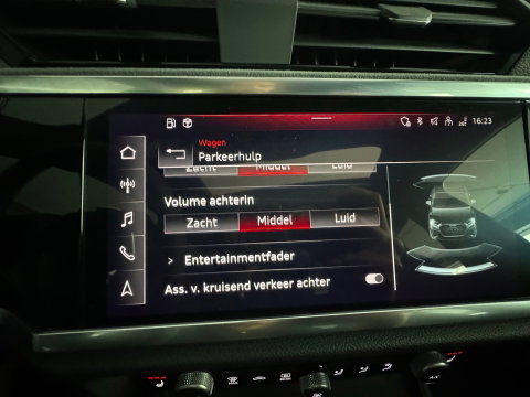 Audi RSQ3 Sportback 2.5 TFSI Pano|Memory|Sonos|RS Seat|Trekhaak
