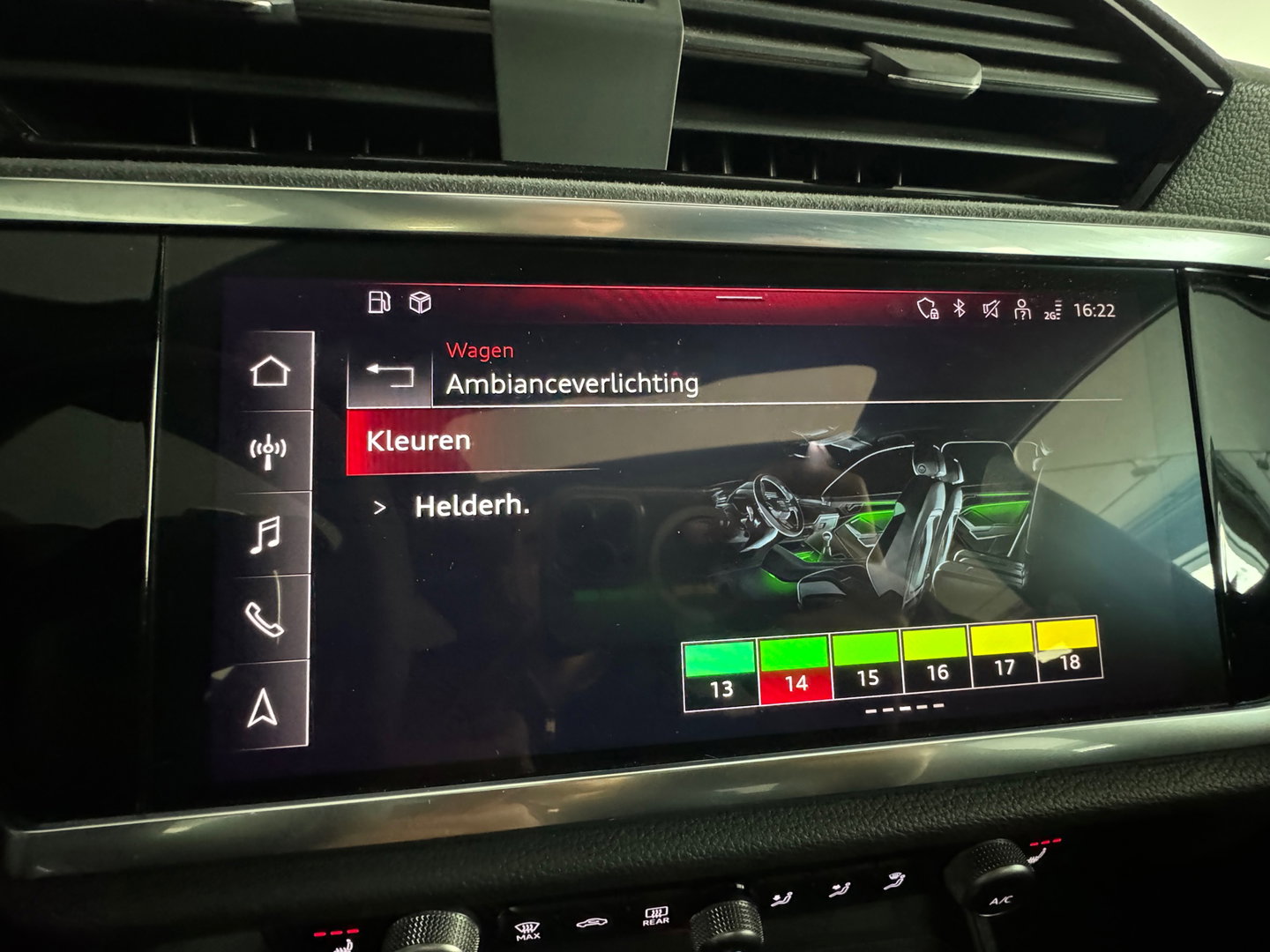 Audi RSQ3 Sportback 2.5 TFSI Pano|Memory|Sonos|RS Seat|Trekhaak