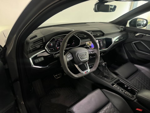 Audi RSQ3 Sportback 2.5 TFSI Pano|Memory|Sonos|RS Seat|Trekhaak
